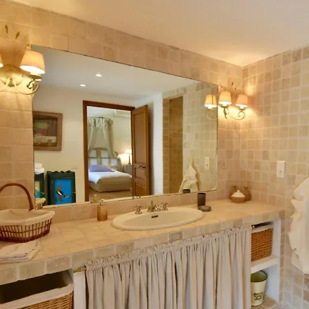 Holiday home Dds Avec Piscine Privee